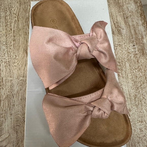 Slay in Suede Bow Slides - Picture 2 of 3